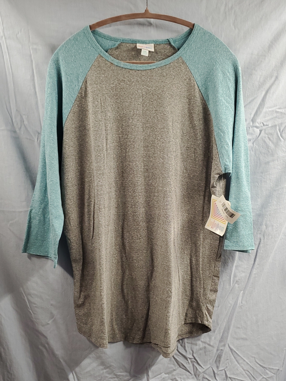 LuLaRoe Heather Gray Body with Teal Raglan Sleeves Top